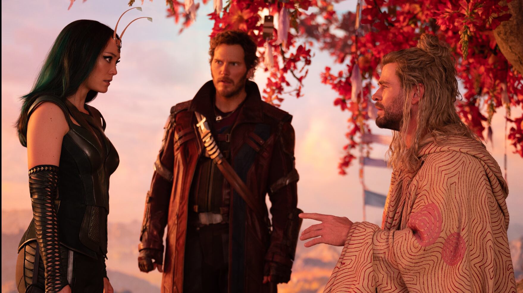 'Thor: Amor e Trovão' teve o melhor final de semana de estreia em bilheteria levando em consideração todos os demais filmes do super-herói anteriores.