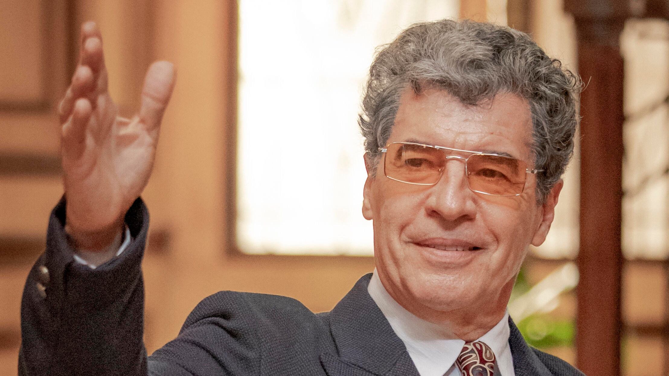 Em Amor Perfeito, Paulo Betti interpreta o prefeito Anselmo Evaristo