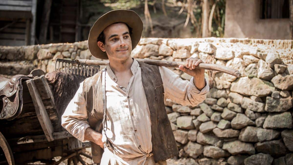 A continuação da novela Êta Mundo Bom! (2016) escrita por Walcyr Carrasco e que conta a história de Candinho (Sergio Guizé) e tem Zé dos Porcos (Anderson Di Rizzi) no elenco vai se chamar 'Êta Mundo Melhor'