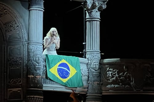 Lady Gaga a salvo: policiais impedem atentado em seu show no Brasil
