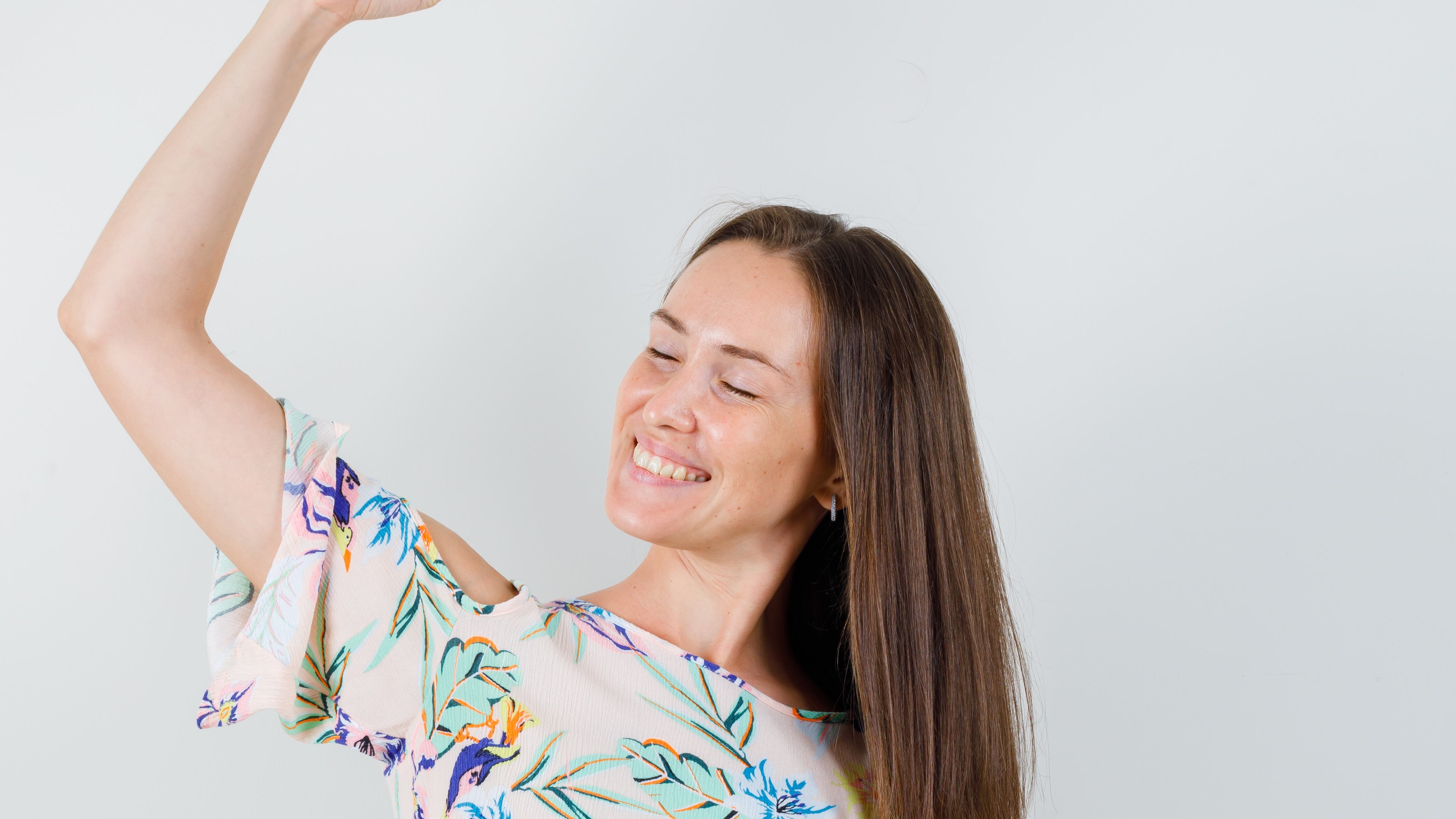 Mujer siendo la mejor versión de sí misma