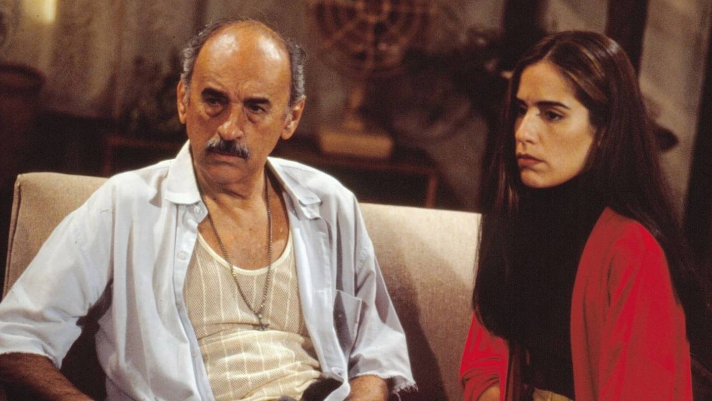 Mulheres de Areia: Raquel (Gloria Pires) e Floriano (Sebastião Vasconcellos) formaram uma família complicada em 1993